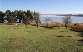 2 ha Land available in Vaal Dam