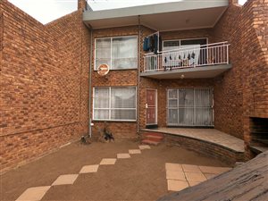 2 Bed Apartment in Petersfield