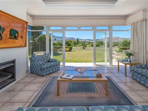 3 Bed House in Erinvale Estate