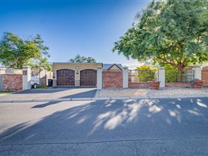 3 Bed House in Brackenfell Central
