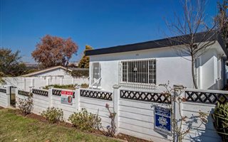 3 Bedroom House in Montgomery Park