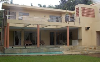 5 Bedroom House in Beverley Hills