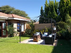 5 Bed House in Royldene