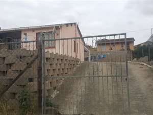 2 Bed House in Trenance Manor