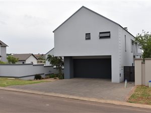 4 Bed House in Midstream Hill
