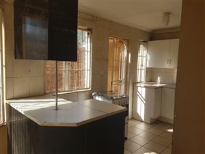3 Bed Garden Cottage in Plantation