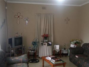 6 Bed House in Inyala Park
