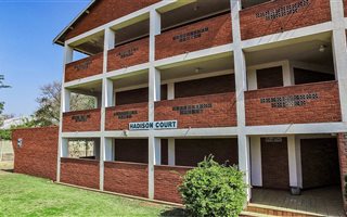 3 Bedroom Apartment in Hadison Park