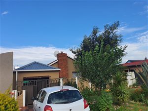 3 Bed House in Vosloorus
