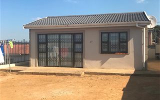 2 Bedroom House in Newlands West