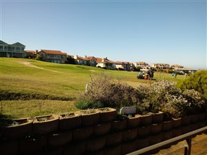 3 Bed House in Mossel Bay Golf Estate