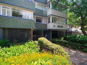 3 Bed Apartment in Illovo