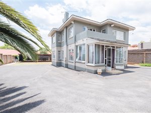 4 Bedroom House in Greenside