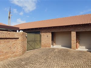 2 Bed Cluster in Raceview