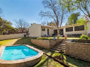 4 Bed House in Florida Hills