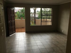 2 Bed Apartment in Lakefield
