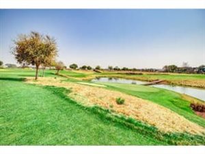2100 m² Land available in Serengeti