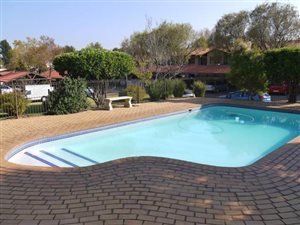 2 Bed Townhouse in Bedfordview