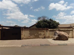 3 Bed House in Tembisa