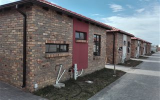 3 Bedroom Townhouse in Fairview