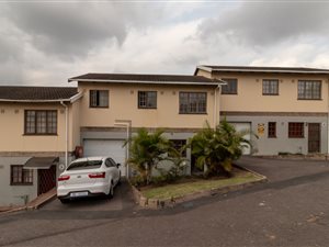 3 Bed Townhouse in Mariannhill Park