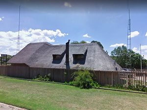 1090 m² Commercial space in Parys