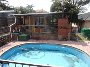 4 Bed House in Woodlands