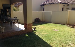 3 Bedroom Duplex in Boardwalk Meander