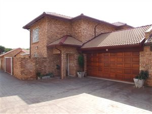 3 Bed House in Amberfield