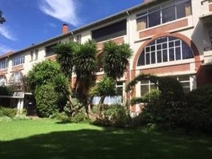 2 Bed Apartment in Melrose