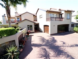 3 Bedroom House in Glen Erasmia