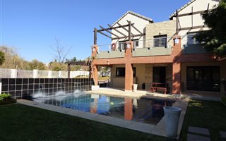 1 Bedroom Apartment in Paulshof