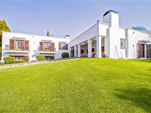 4 Bed House in Dainfern Golf Estate