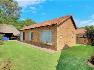 3 Bedroom Townhouse in Wilgeheuwel