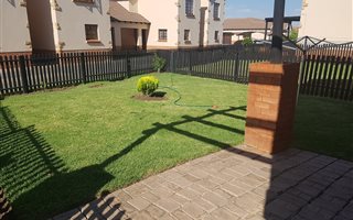 3 Bedroom Apartment in Montana Park
