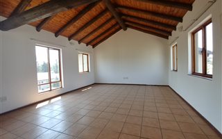 2 Bedroom Apartment in Paulshof