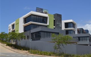 2675.30004882813 m² Office Space in Beacon Bay