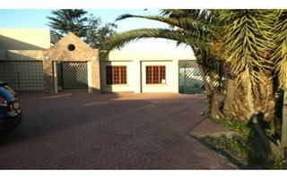 2200 m² Commercial space in Lambton