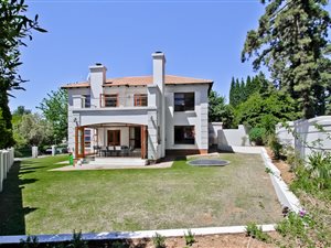 4 Bed House in Thornhill Estate
