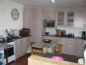 6 ha Farm in Rayton