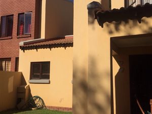 3 Bed Duplex in Boardwalk Meander