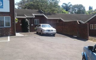 80 m² Commercial space in Kloof