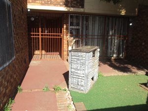 2 Bed Duplex in Vanderbijlpark CE3