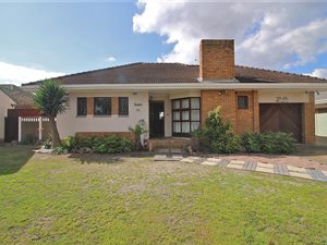 4 Bed House in Monte Vista
