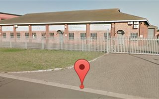 184 m² Office Space in Alton