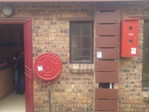 2 Bed House in Olievenhoutbosch