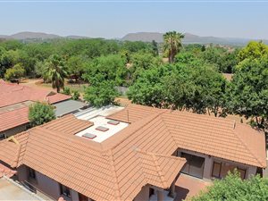 4 Bed House in Melodie