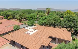 4 Bedroom House in Melodie