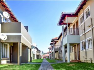 1 Bed Townhouse in Comet