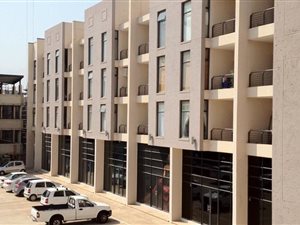 72 m² Retail Space in New Town Centre (Gateway)